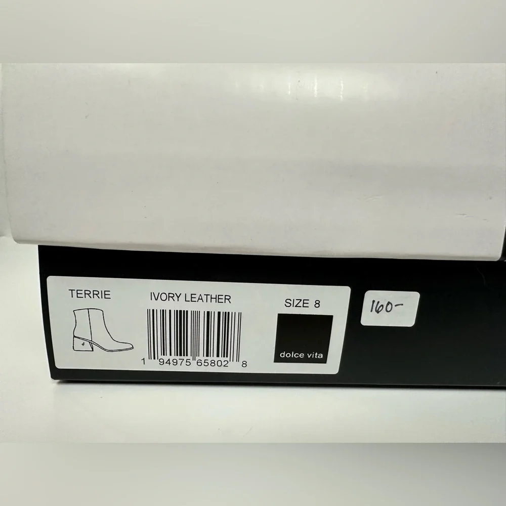 Dolce Vita Ivory Leather Ankle Boots Size 8 - Picture 2 of 9